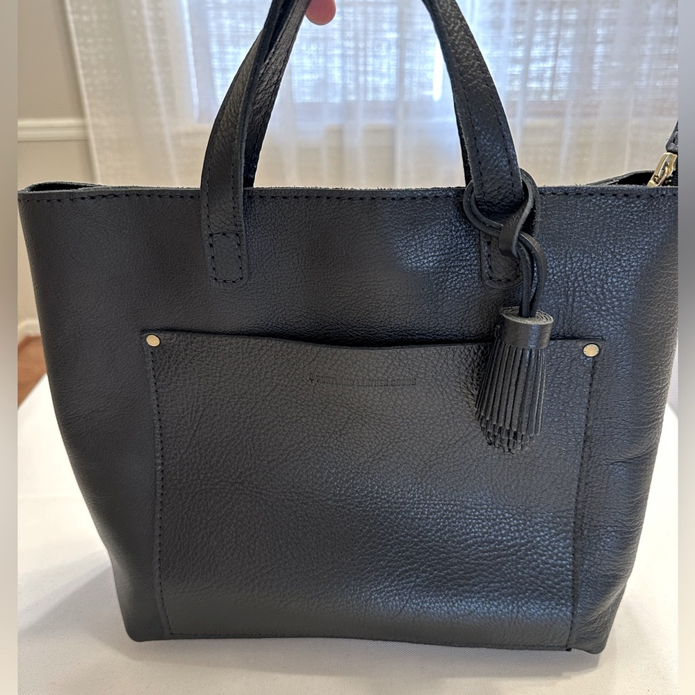 Portland Leather Goods Medium Crossbody Black